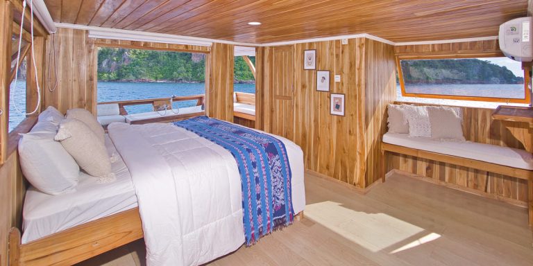 A Day in the Life of a Komodo Yacht Experience in 2027