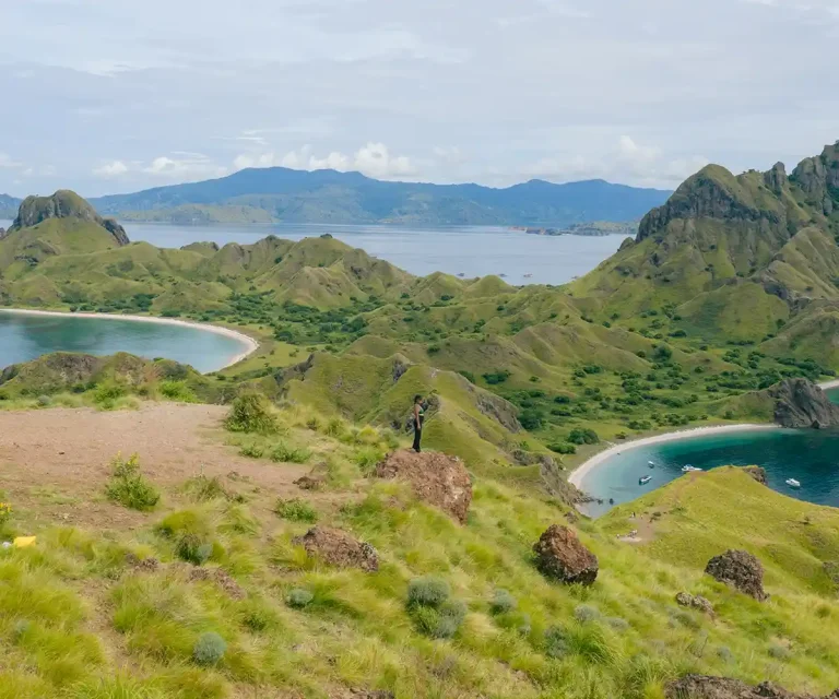 The Ultimate 5-Day Komodo Luxury Boat Trip Itinerary